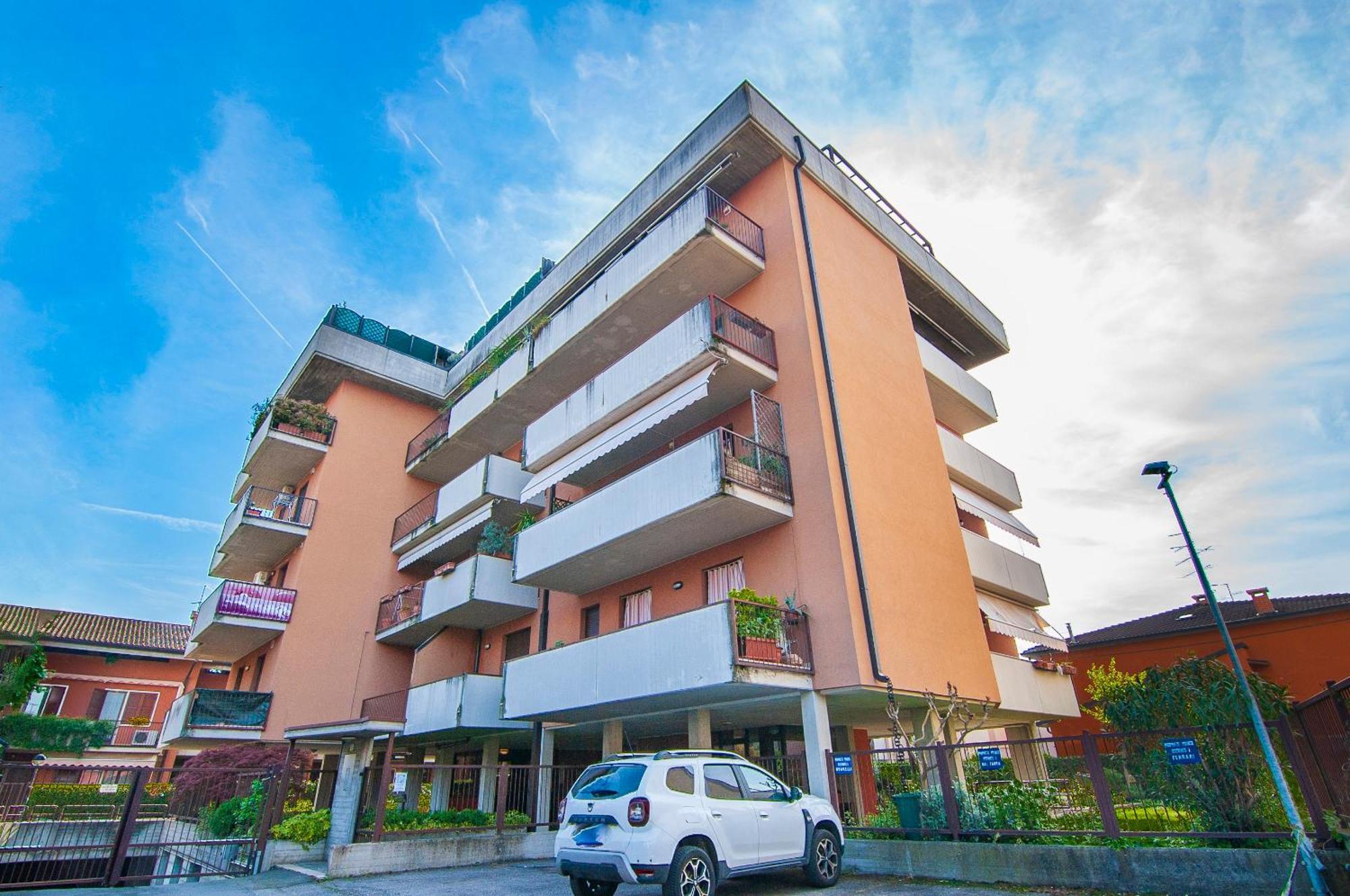 Sangiohouse - Parking & Wifi Apartment Верона Екстериор снимка